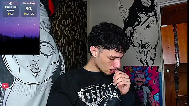 Snapshot of Apolo_S chatting on February 13, 2025, 4:22 am Apolo S online show from February 13, 2025, 4:22 am