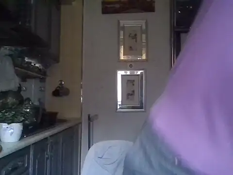 Baby-Matilda online show from November 11, 2025, 9:37 am