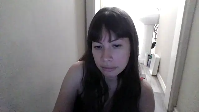 petitedoll29 online show from November 10, 2025, 1:32 am