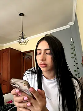 Snapshot of isabella_jade chatting on October 13, 2025, 4:19 pm isabella jade online show from October 13, 2025, 4:19 pm