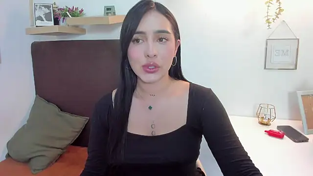 isabella jade online show from February 17, 2025, 7:12 pm
