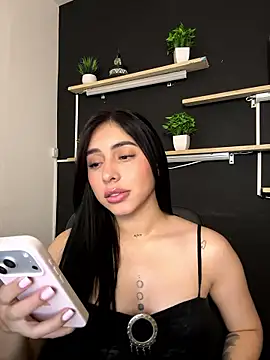 Snapshot of isabella_jade chatting on January 17, 2026, 9:07 pm isabella jade online show from January 17, 2026, 9:07 pm