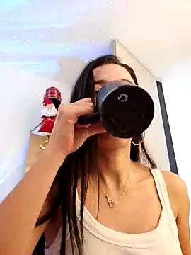 Snapshot of miaeyes chatting on December 7, 2024, 1:46 pm miaeyes online show from December 7, 2024, 1:46 pm