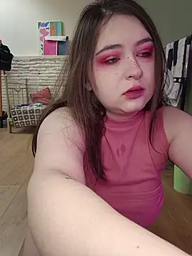 Yammy Yumi online show from June 25, 2026, 2:33 pm