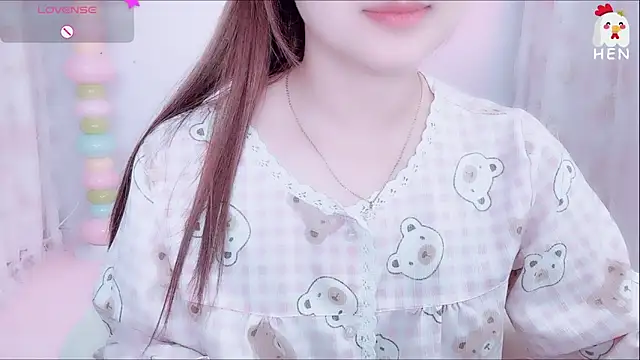 hen237 online show from November 12, 2025, 3:10 am