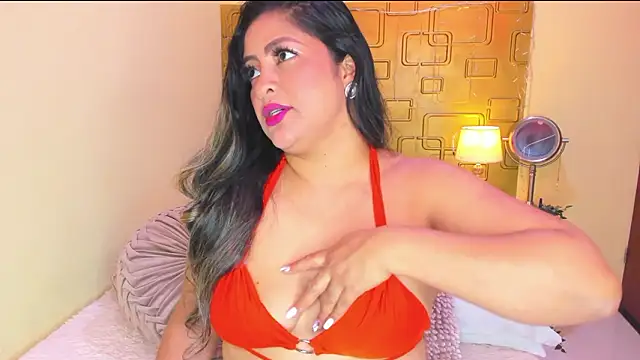 Julia Haye online show from March 25, 2026, 3:39 am