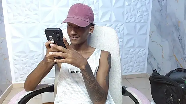 Snapshot of ManSant chatting on May 16, 2026, 4:28 pm ManSant online show from May 16, 2026, 4:28 pm
