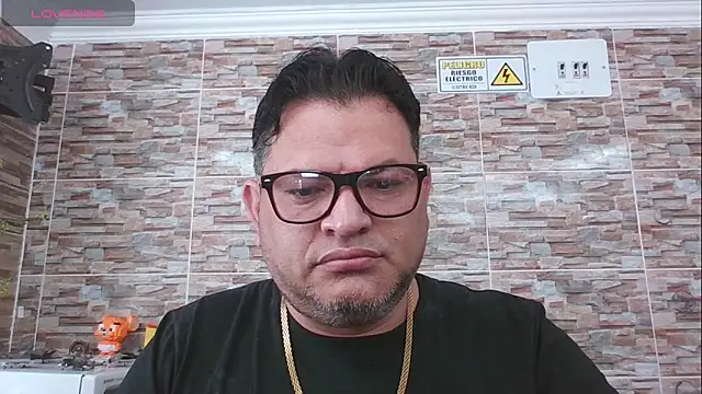 SexDiffrent online show from October 17, 2025, 6:10 pm