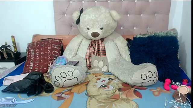 Negrabig online show from March 17, 2026, 3:42 am