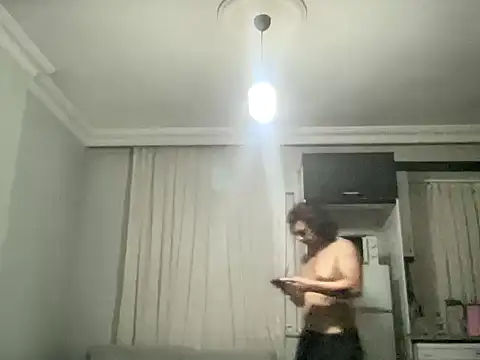 Snapshot of ALPHANDRE chatting on October 11, 2025, 7:37 pm ALPHANDRE online show from October 11, 2025, 7:37 pm