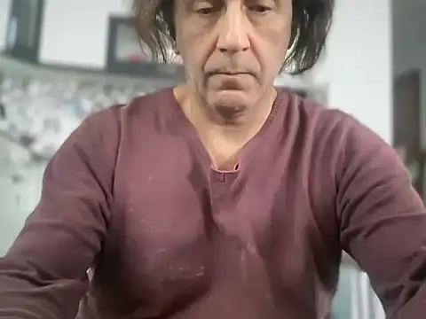 Snapshot of ALPHANDRE chatting on October 31, 2025, 8:11 am ALPHANDRE online show from October 31, 2025, 8:11 am