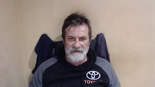 Snapshot of AlexNudo chatting on October 16, 2025, 8:39 pm AlexNudo online show from October 16, 2025, 8:39 pm