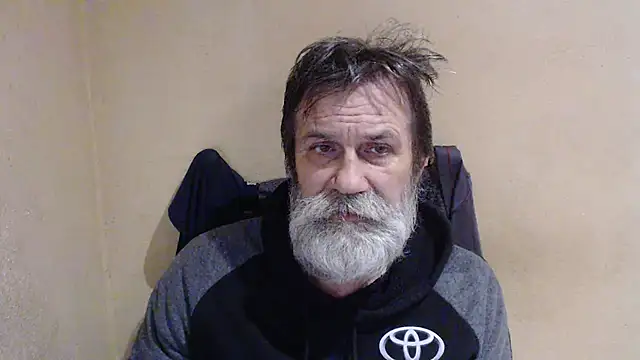 Snapshot of AlexNudo chatting on November 30, 2025, 7:31 am AlexNudo online show from November 30, 2025, 7:31 am