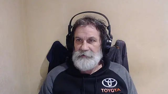 Snapshot of AlexNudo chatting on November 29, 2025, 9:53 am AlexNudo online show from November 29, 2025, 9:53 am