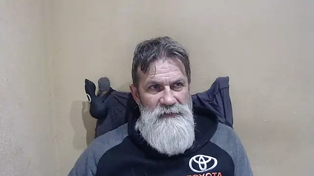 Snapshot of AlexNudo chatting on May 2, 2026, 11:15 am AlexNudo online show from May 2, 2026, 11:15 am