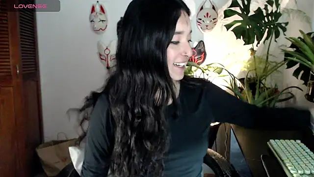 cat salo online show from March 27, 2026, 11:38 pm