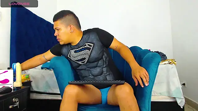 StevanHouston online show from February 1, 2025, 2:02 pm