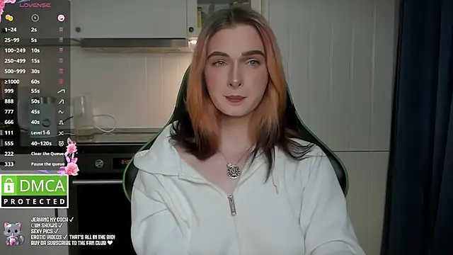 Snapshot of Lee_Loo chatting on January 27, 2025, 1:52 pm Lee Loo online show from January 27, 2025, 1:52 pm