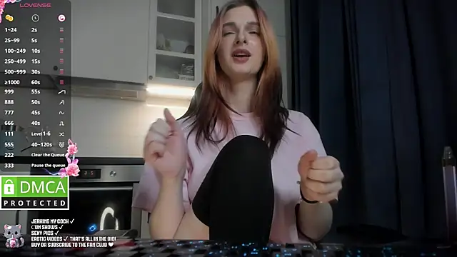 Snapshot of Lee_Loo chatting on January 19, 2025, 3:32 pm Lee Loo online show from January 19, 2025, 3:32 pm