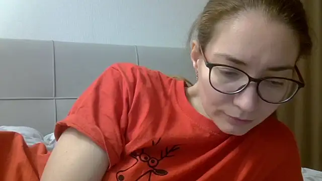 Ashleyspice online show from February 20, 2026, 8:27 am