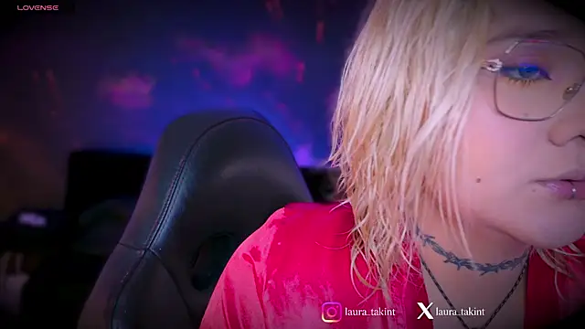 Laura takint online show from December 21, 2025, 7:15 pm