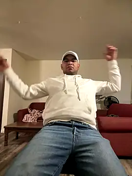 marhi32 online show from November 19, 2025, 1:44 pm