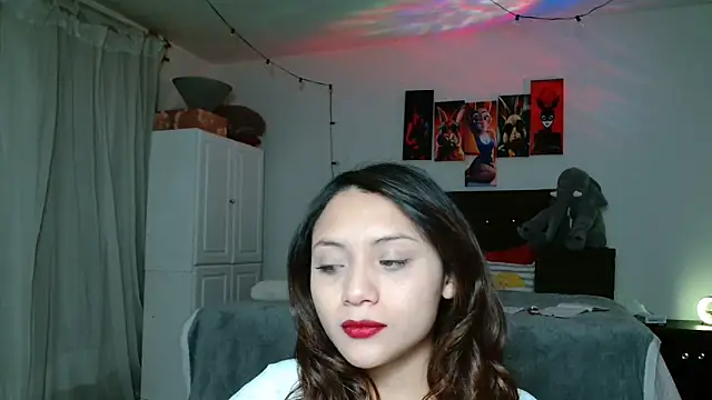 Snapshot of Pinkye_skarlet chatting on January 8, 2025, 4:44 am Pinkye skarlet online show from January 8, 2025, 4:44 am