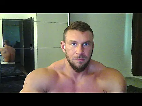 muscularkevin online show from October 2, 2025, 1:03 pm