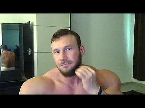 muscularkevin online show from October 5, 2025, 1:46 pm