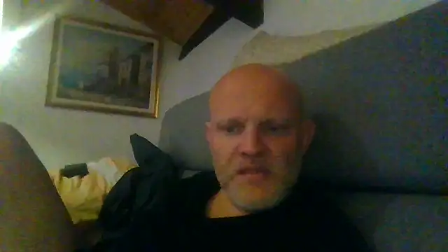 Snapshot of davigochi77bcn chatting on February 7, 2026, 8:17 pm davigochi77bcn online show from February 7, 2026, 8:17 pm