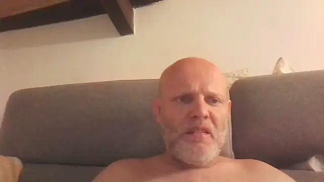 Snapshot of davigochi77bcn chatting on January 31, 2026, 9:35 pm davigochi77bcn online show from January 31, 2026, 9:35 pm