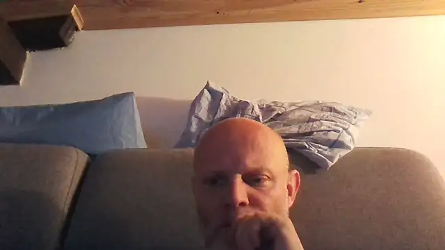 Snapshot of davigochi77bcn chatting on February 27, 2026, 9:03 pm davigochi77bcn online show from February 27, 2026, 9:03 pm