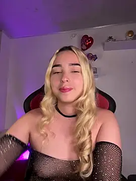 Irisweet  online show from February 19, 2025, 11:46 pm