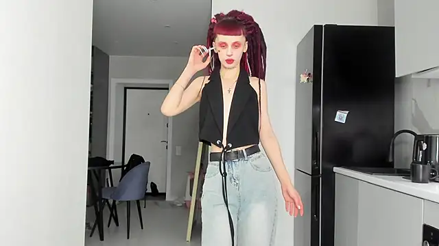 Snapshot of FlowerOfSin2001 chatting on March 11, 2025, 7:47 pm FlowerOfSin2001 online show from March 11, 2025, 7:47 pm