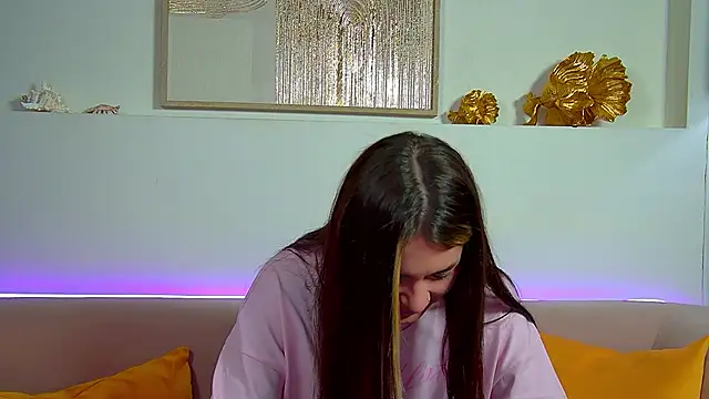 RachelSimpson online show from November 12, 2025, 6:34 pm