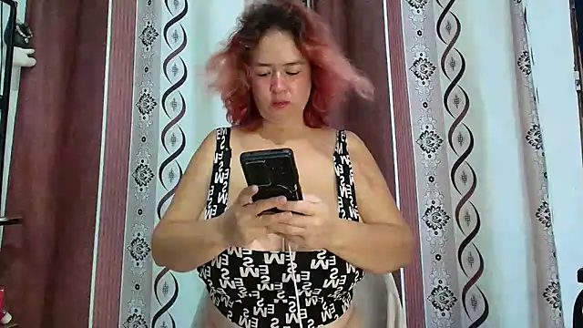 brenlissy89 online show from November 8, 2025, 7:28 pm