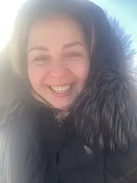 Snapshot of Cute_sun chatting on February 1, 2026, 10:35 am Cute sun online show from February 1, 2026, 10:35 am