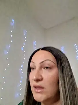 KVerunce online show from December 17, 2024, 10:11 pm