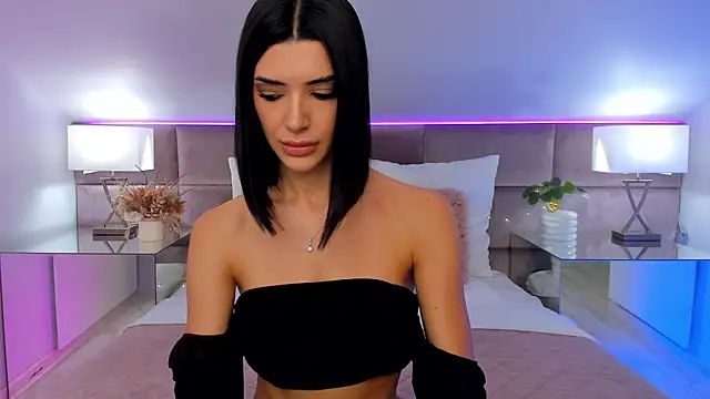 Snapshot of JasmiLyn chatting on October 18, 2025, 12:29 pm JasmiLyn online show from October 18, 2025, 12:29 pm