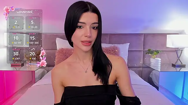 JasmiLyn online show from February 22, 2025, 8:09 pm