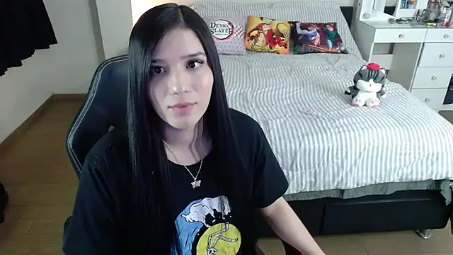 kittykat18x online show from November 9, 2025, 1:42 am