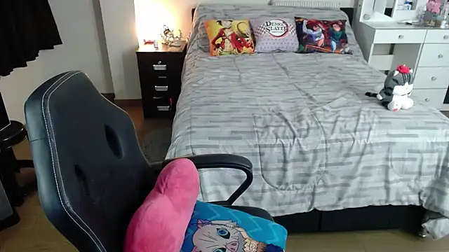 kittykat18x online show from October 26, 2025, 1:50 am