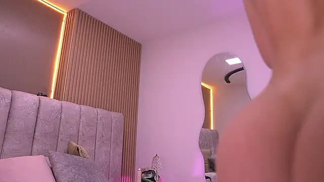 Snapshot of violeta_aroca chatting on February 21, 2026, 3:08 am violeta aroca online show from February 21, 2026, 3:08 am