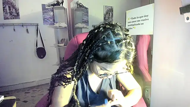 CAMILA--REY online show from February 15, 2026, 11:42 am