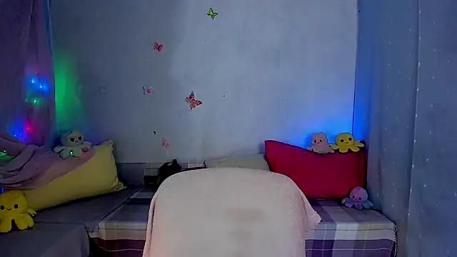 LickLizzy online show from October 29, 2025, 2:43 am