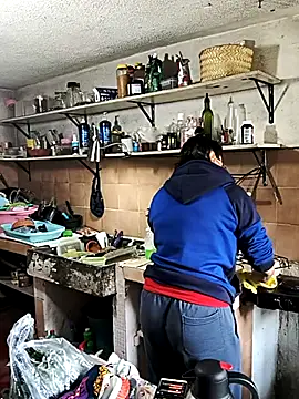 LaInsaciableIntensa online show from January 15, 2026, 7:28 pm