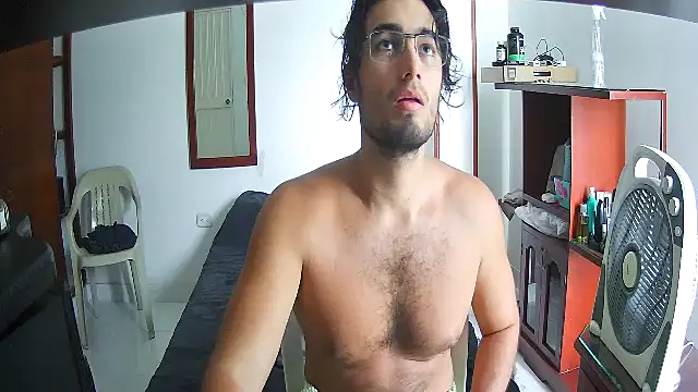 lechero226 online show from November 26, 2025, 8:31 pm