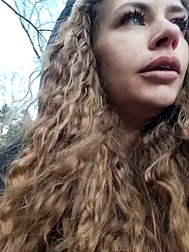 Snapshot of Keli_Jessi chatting on February 26, 2025, 1:00 pm Keli Jessi online show from February 26, 2025, 1:00 pm