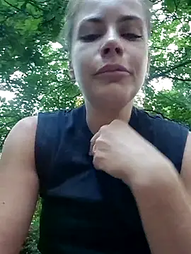 Snapshot of Keli_Jessi chatting on July 18, 2026, 4:15 pm Keli Jessi online show from July 18, 2026, 4:15 pm