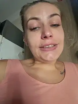 Keli Jessi online show from November 25, 2025, 3:56 pm